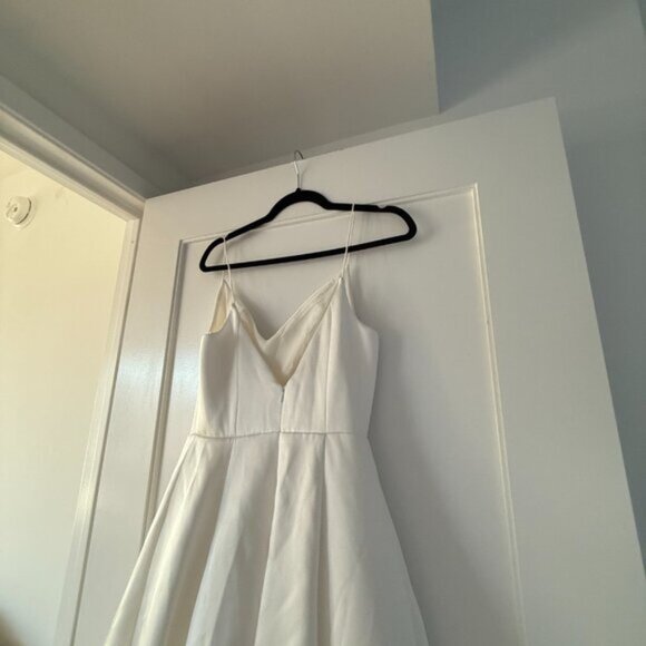 NWT Reformation Icelynn Satin Maxi Dress In Ivory Plunge Neck Full Length Skirt - Picture 9 of 11